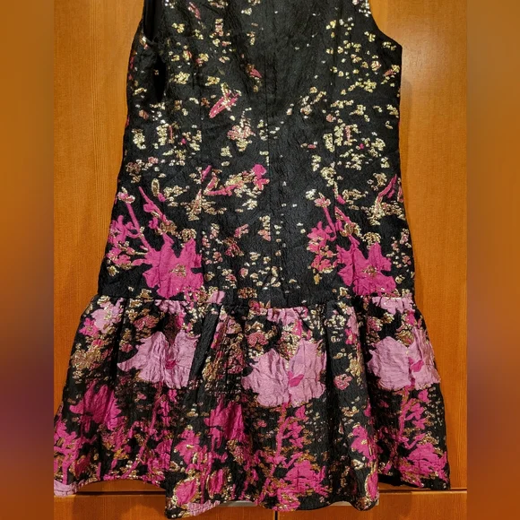 Marchesa Norte Metallic Shift Dress - Picture 7 of 7